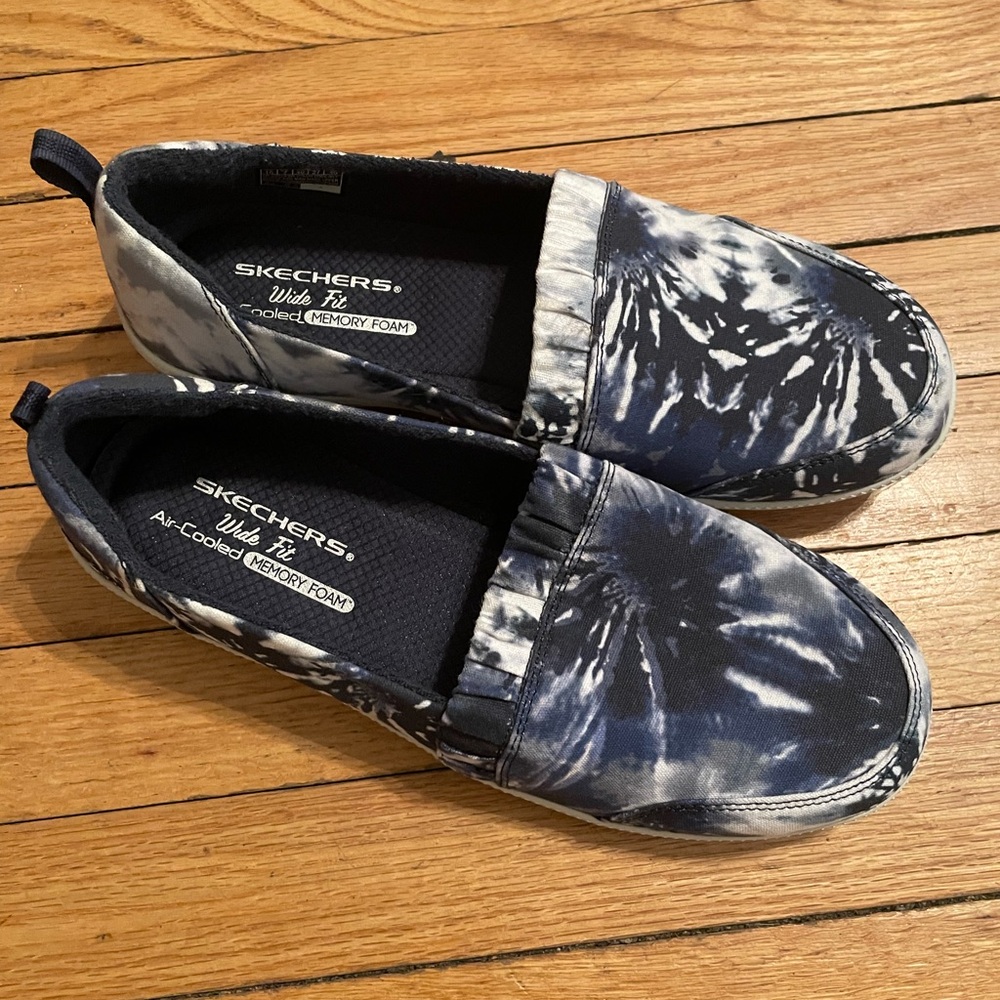 Sketchers SN 100143W wide fit Size 10!!!! - Picture 2 of 7